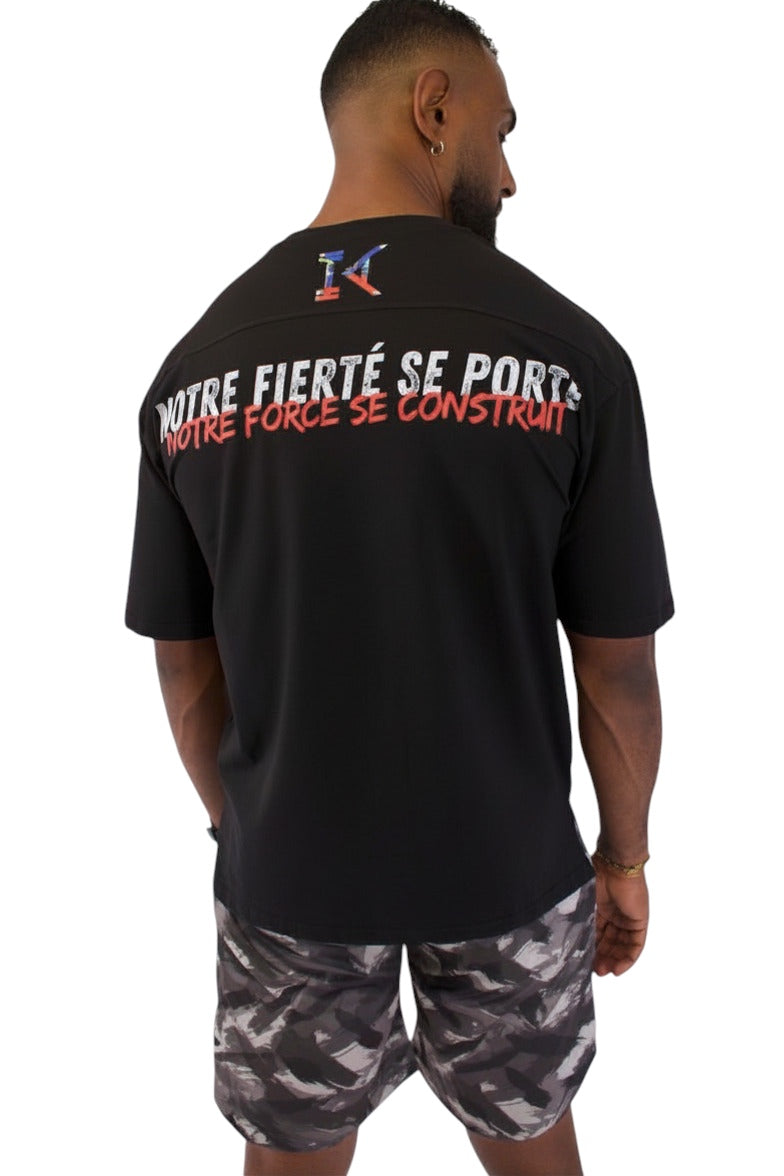 KRÉOL ATHLETIC T-shirt noir oversize en coton et Spandex avec message imprimé au dos.